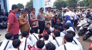 “Denger Kabar Kepsek Diberhentikan, Siswa SMK Texmaco Demo Sekolah”