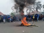 Demo Tolak Omnibus Law di Kantor Bupati Karawang Disusupi Penumpang Gelap?