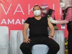 Sekda Jadi Orang Pertama yang Disuntik Vaksin Covid-19