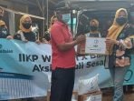 Pegadaian Kanwil Bandung IIKP Memberikan Bantuan di Perumahan BMI Dawuan Melalui Pegadaian Peduli